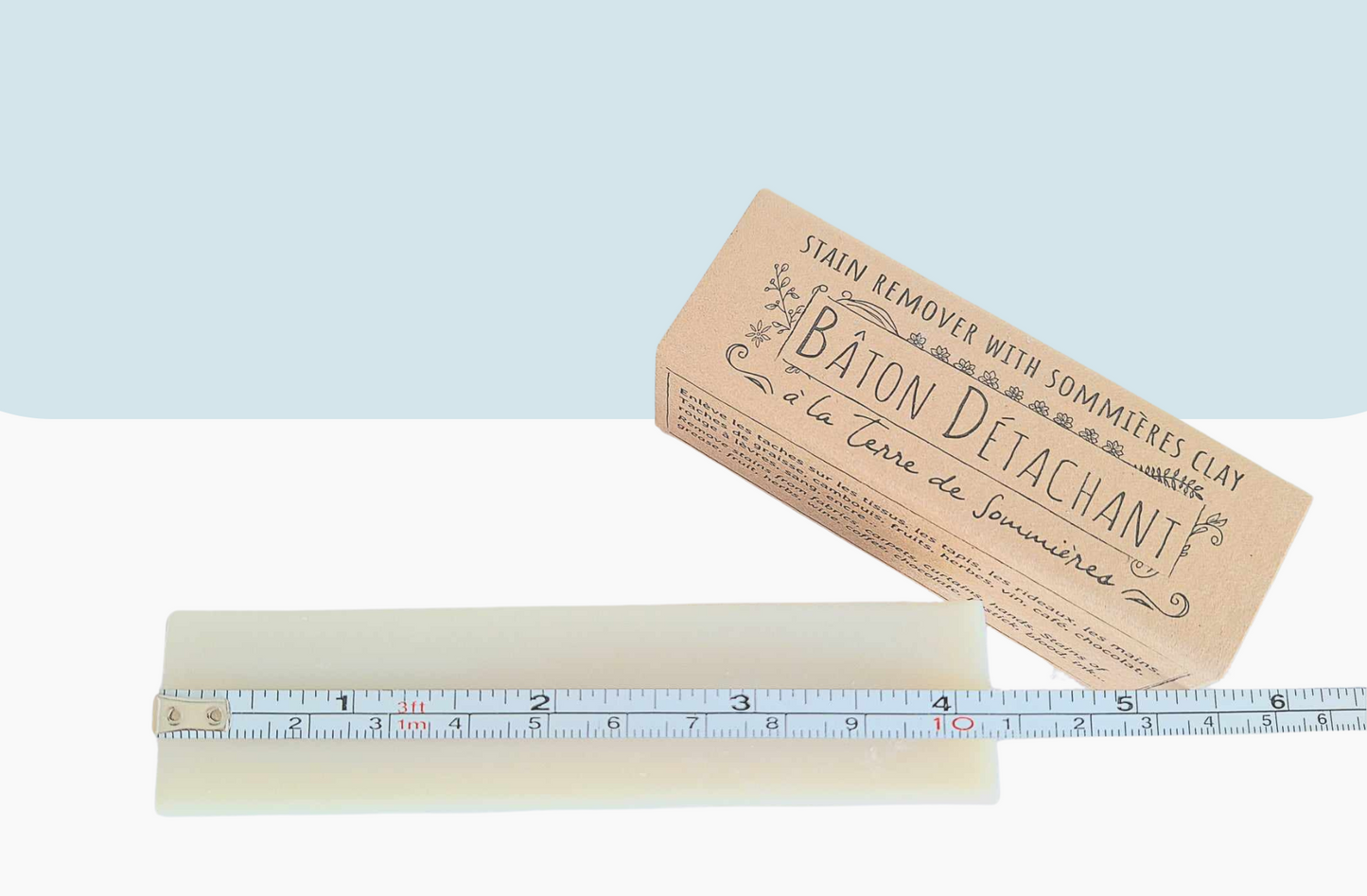 Remove even the toughest stains with our Stain Remover Stick enriched with Terre de Sommières and grape seed oil. Compact, eco-friendly, and easy to use, it’s perfect for various surfaces like fabrics, curtains, and carpets. Maître Savonitto Stain Remover Stick