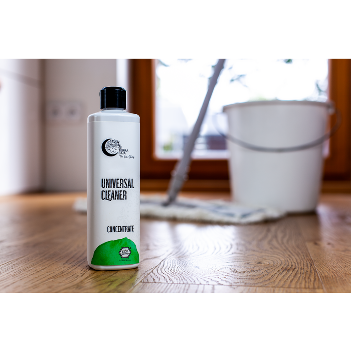 Keep your home spotless and eco-friendly with our All-Purpose Cleaner. Powered by chestnut saponins and orange essence, this biodegradable cleaner is safe for all surfaces and effective against dirt and grime.